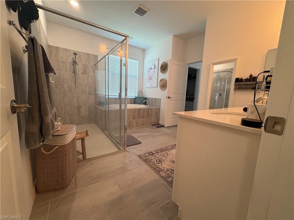 2458 Orchard St, Naples, FL 34120 Photo