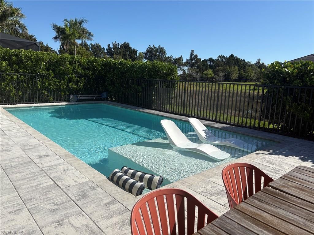 2458 Orchard St, Naples, FL 34120 Photo