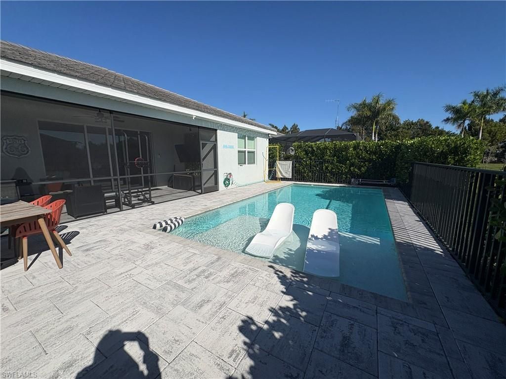 2458 Orchard St, Naples, FL 34120 Photo