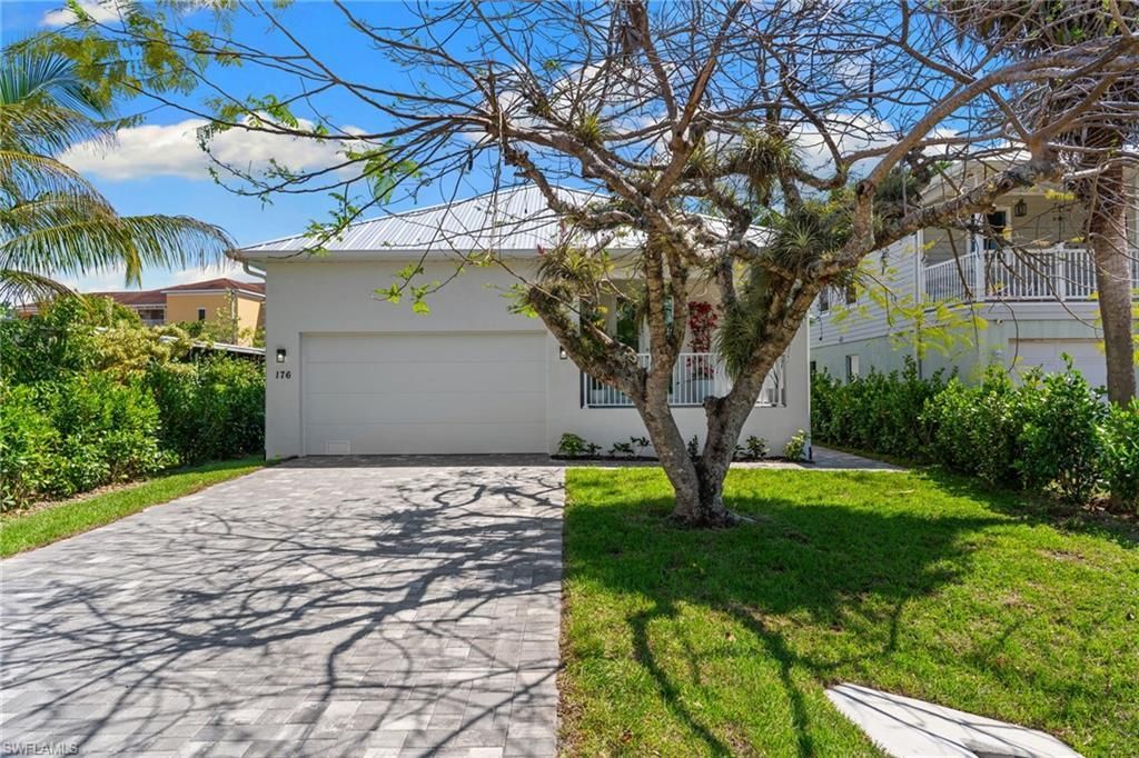 176 Jeepers Dr, Naples, FL 34112 Photo