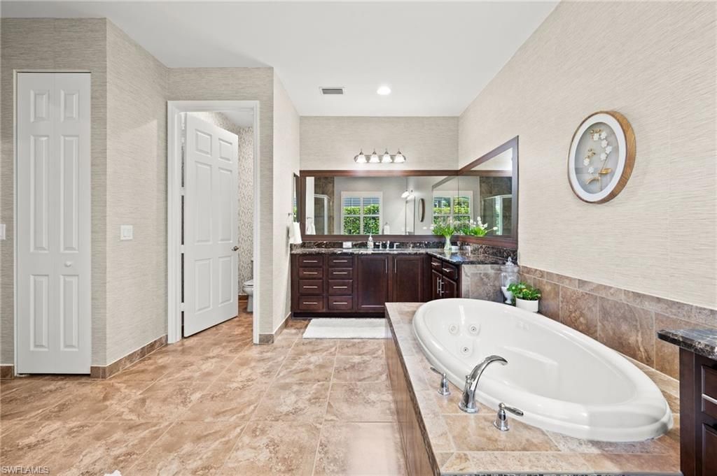 3995 Bering Ct, Naples, FL 34119 Photo