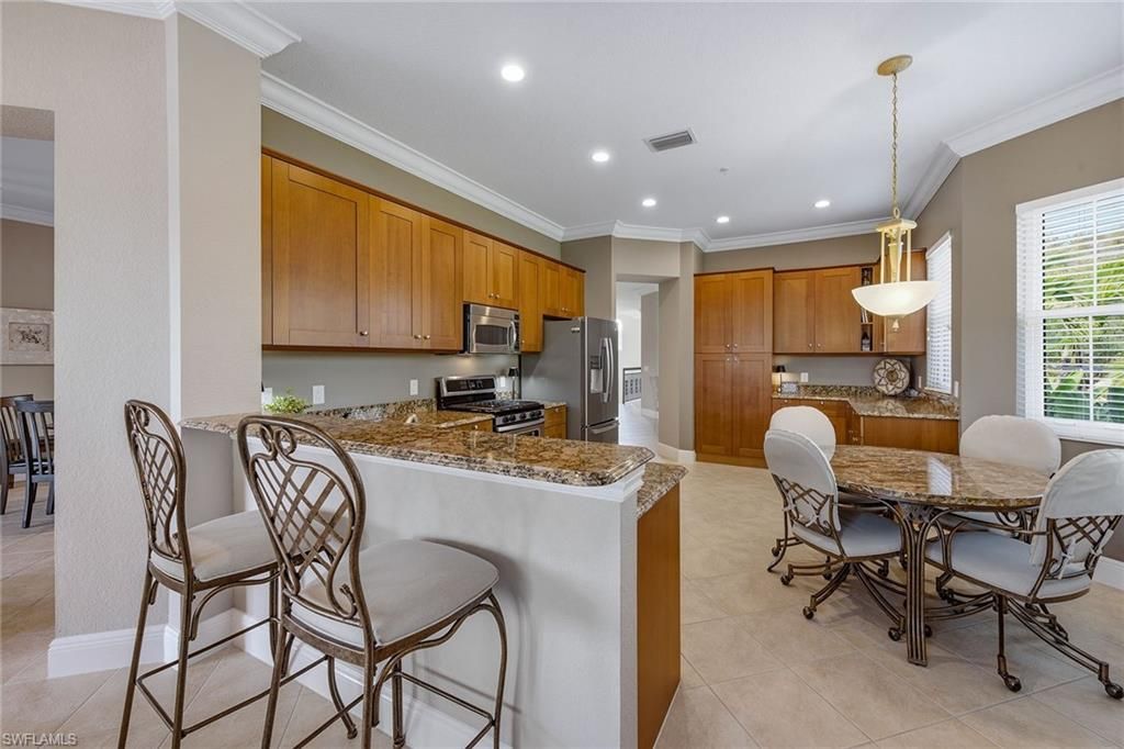 9219 Corfu Ct, Unit 201, Naples, FL 34114 Photo