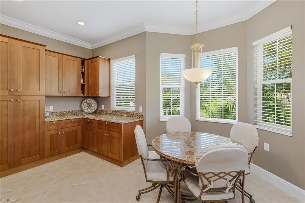 9219 Corfu Ct, Unit 201, Naples, FL 34114 Photo