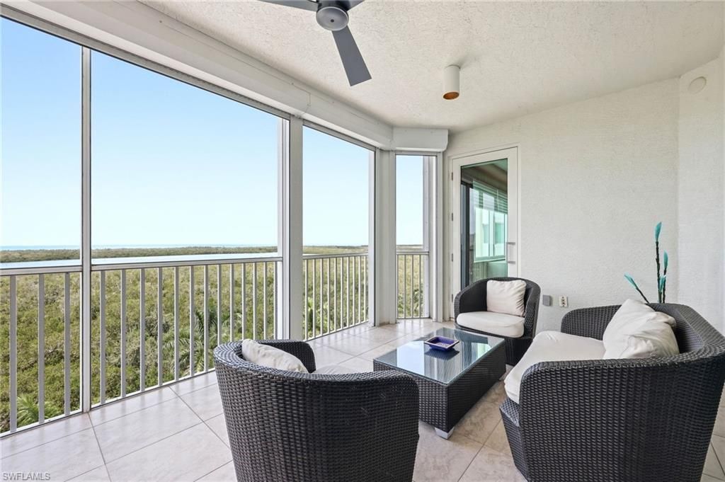 265 Indies Way, Unit 701, Naples, FL 34110 Photo