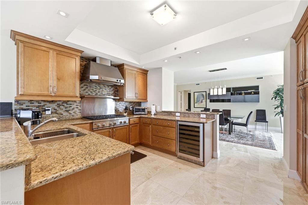 265 Indies Way, Unit 701, Naples, FL 34110 Photo