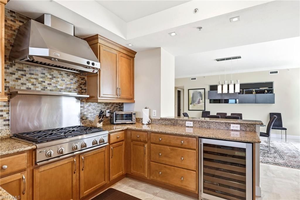 265 Indies Way, Unit 701, Naples, FL 34110 Photo