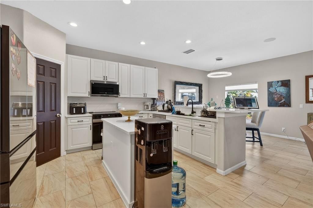 2645 Fishtail Palm Ct, Naples, FL 34120 Photo