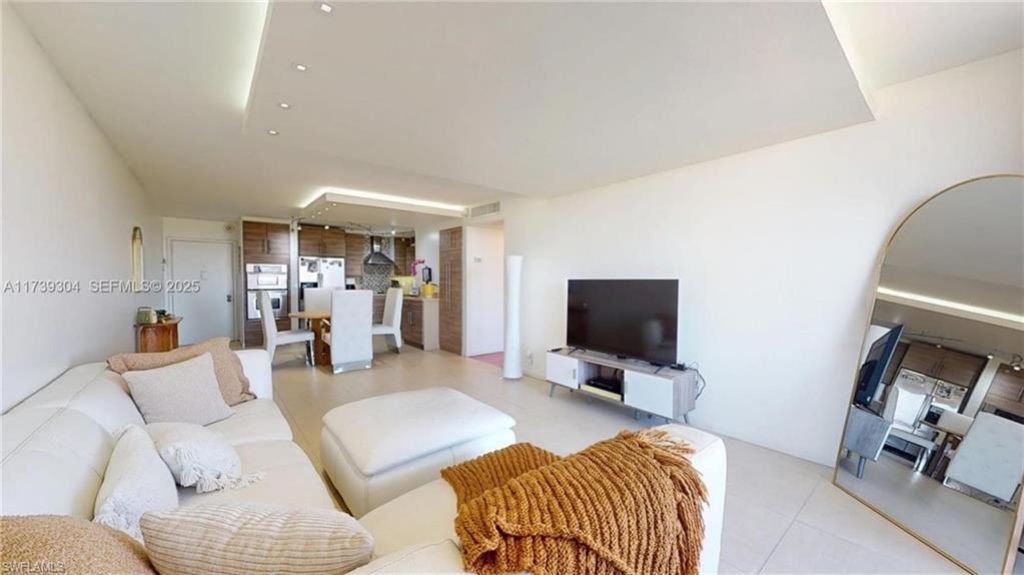 600 N Three Slands Blvd , Unit 803, Hallandale, FL 33009 Photo