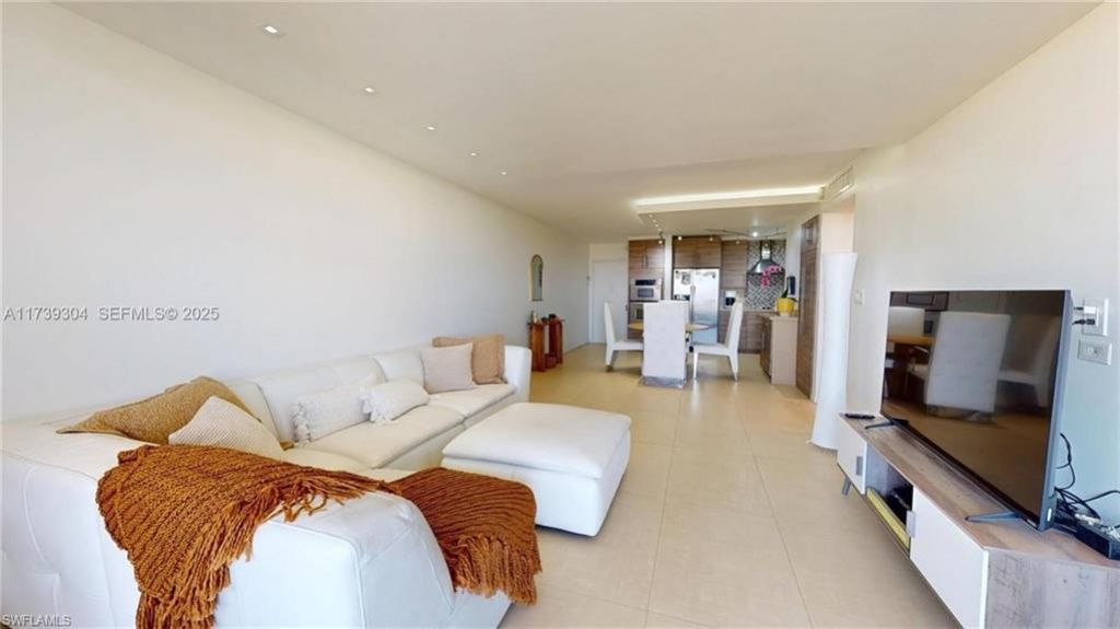 600 N Three Slands Blvd , Unit 803, Hallandale, FL 33009 Photo