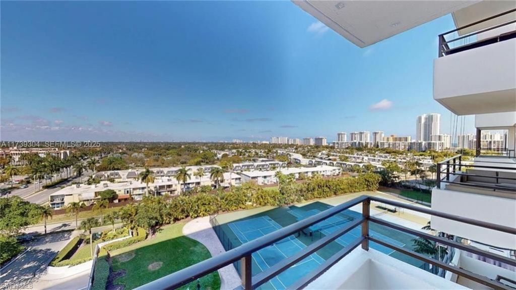 600 N Three Slands Blvd , Unit 803, Hallandale, FL 33009 Photo