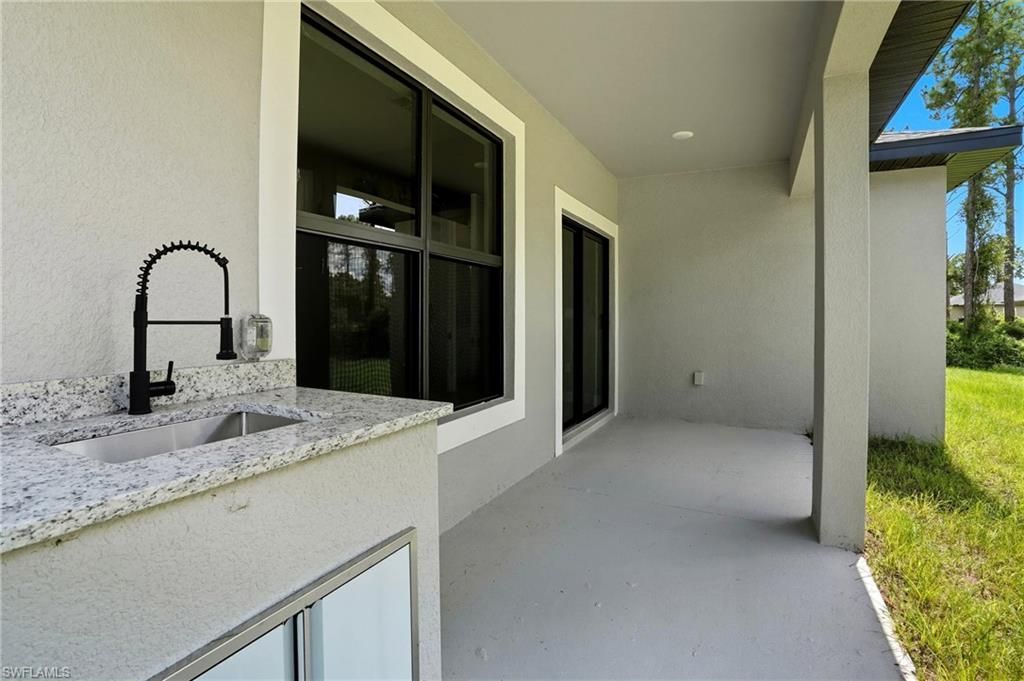 216 Ogden Ave S, Lehigh Acres, FL 33974 Photo
