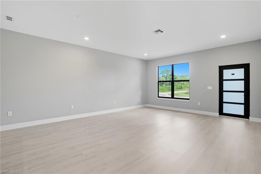 216 Ogden Ave S, Lehigh Acres, FL 33974 Photo