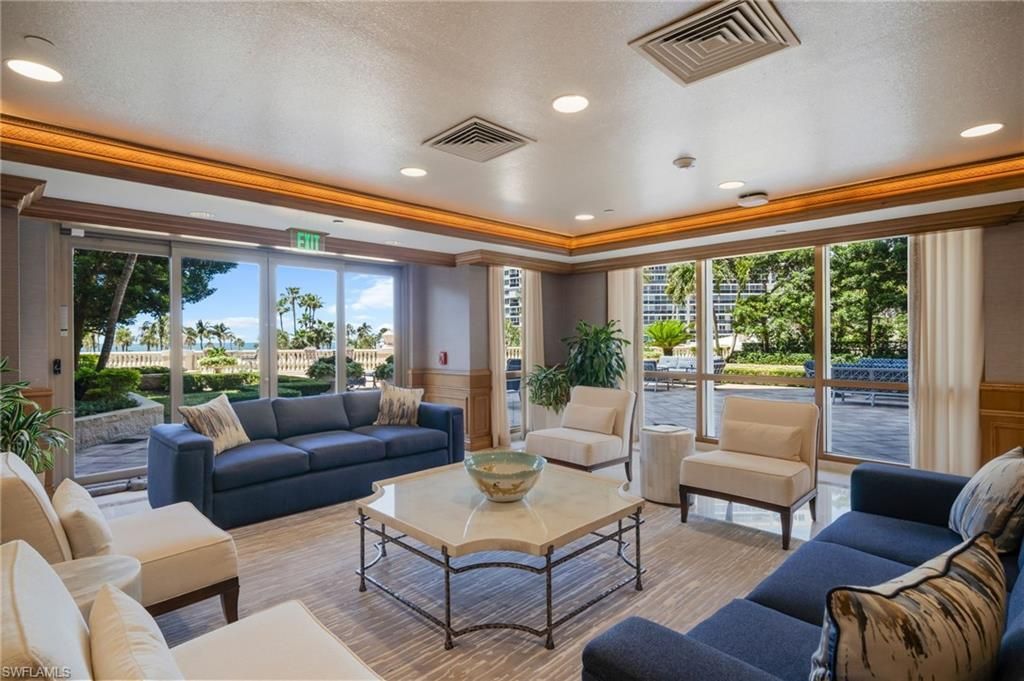 4021 Gulf Shore Blvd N, Unit 804, Naples, FL 34103 Photo