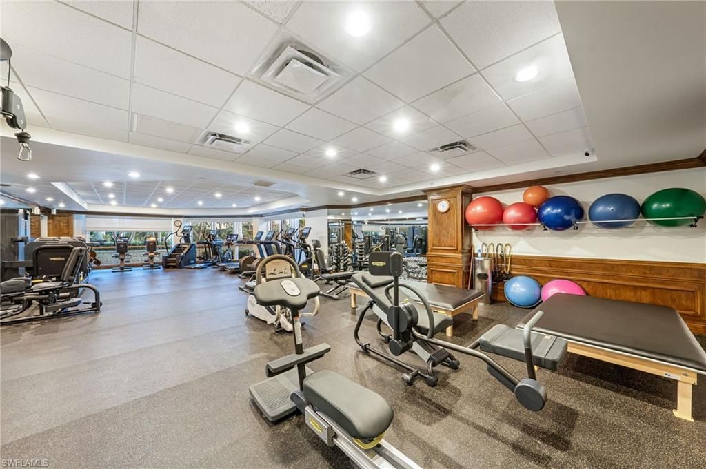 4021 Gulf Shore Blvd N, Unit 804, Naples, FL 34103 Photo