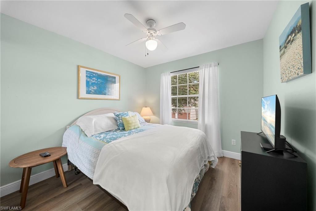 565 Windsor Sq, Unit 202, Naples, FL 34104 Photo