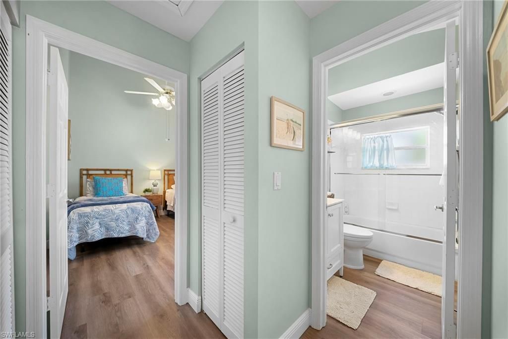 565 Windsor Sq, Unit 202, Naples, FL 34104 Photo