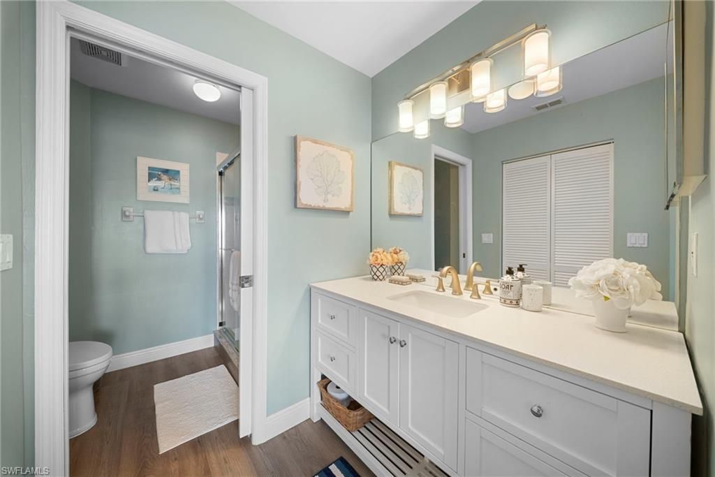 565 Windsor Sq, Unit 202, Naples, FL 34104 Photo