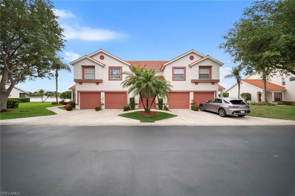 565 Windsor Sq, Unit 202, Naples, FL 34104 Photo