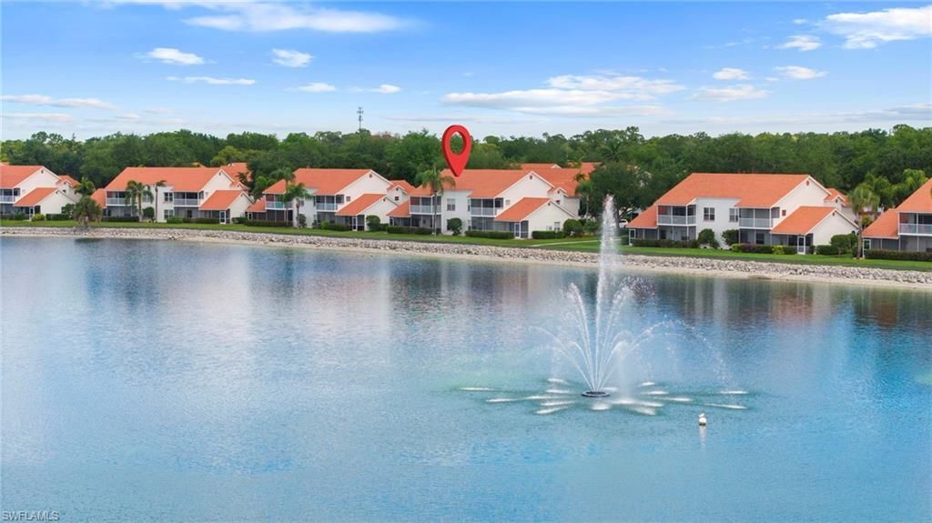 565 Windsor Sq, Unit 202, Naples, FL 34104 Photo