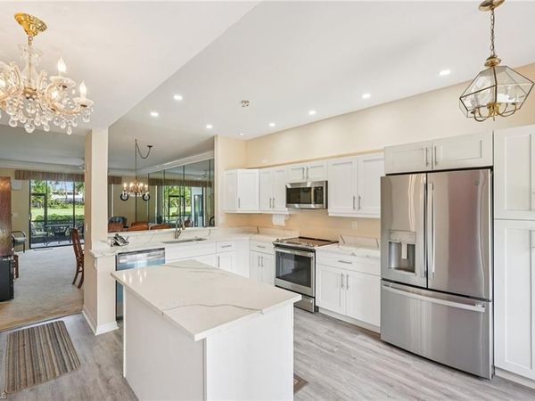 7340 Coventry CT, Unit 809, NAPLES, FL 34104