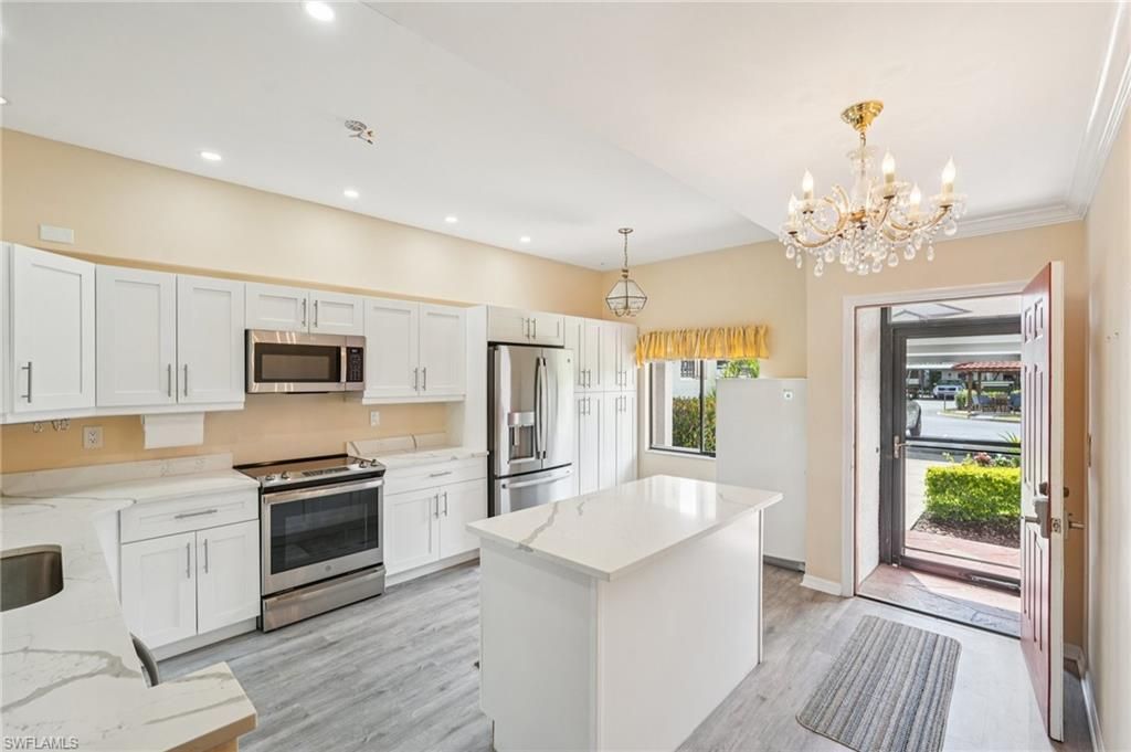 7340 Coventry Ct, Unit 809, Naples, FL 34104 Photo