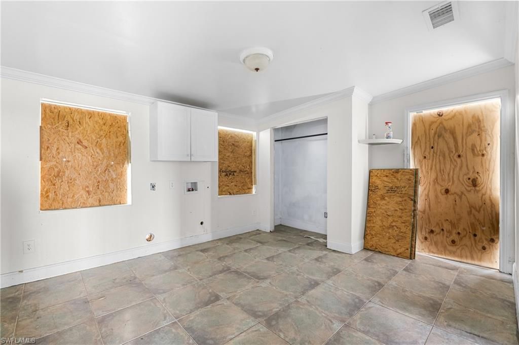 301 Allen Ave , Everglades City, FL 34139 Photo