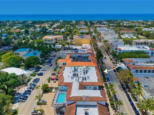 780 5th AVE S, Unit 303, NAPLES, FL 34102