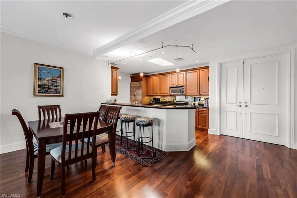780 5th Ave S, Unit 303, Naples, FL 34102 Photo