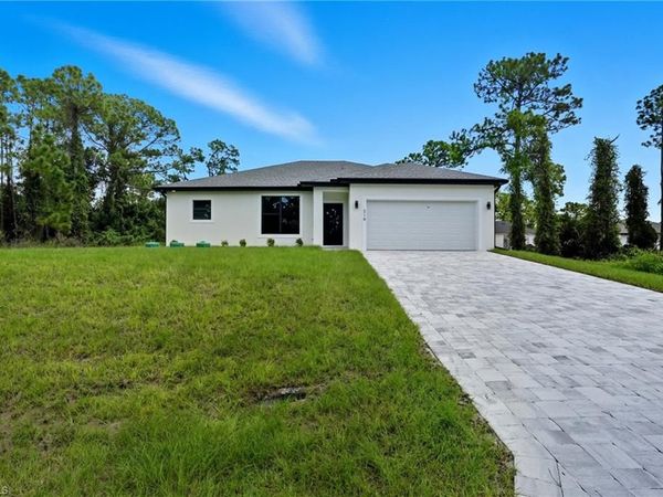 219 Ogden AVE S, LEHIGH ACRES, FL 33974