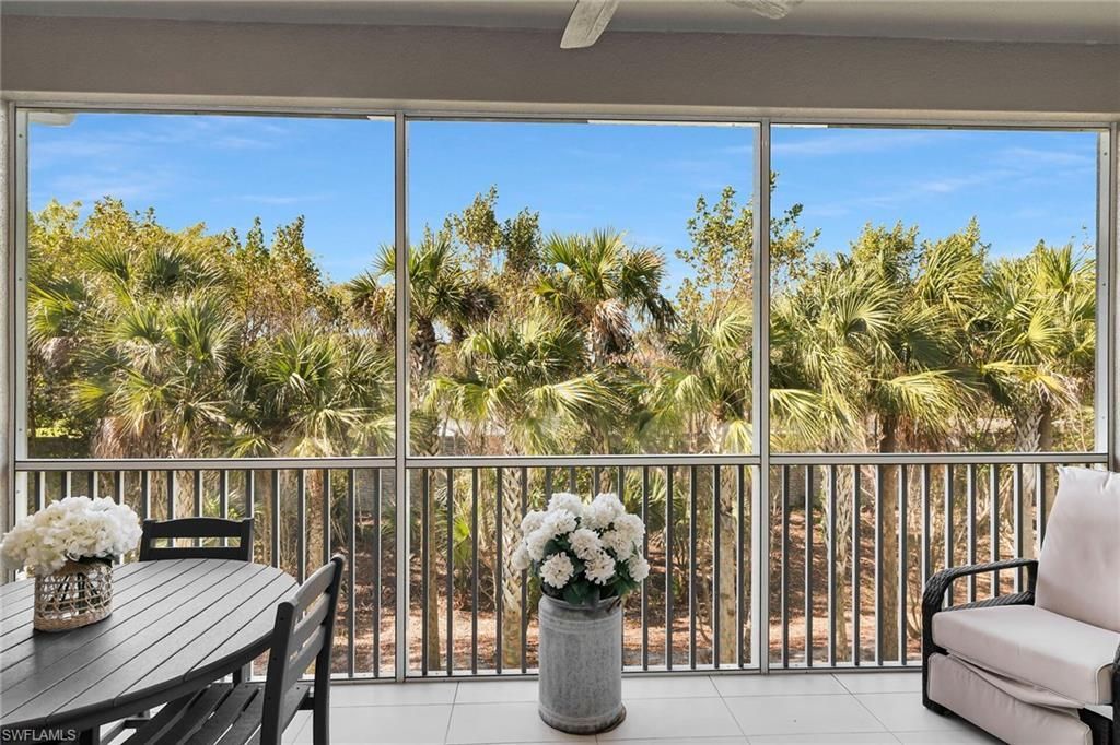 268 Indies Dr E, Unit 202, Naples, FL 34114 Photo
