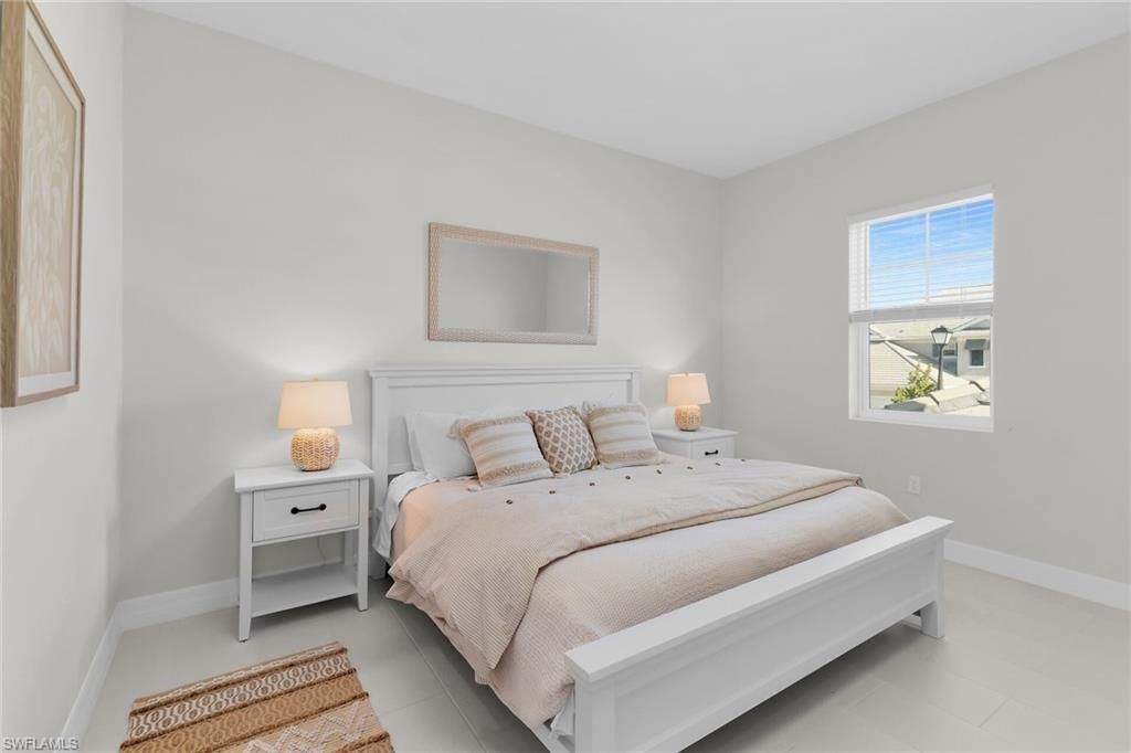 268 Indies Dr E, Unit 202, Naples, FL 34114 Photo