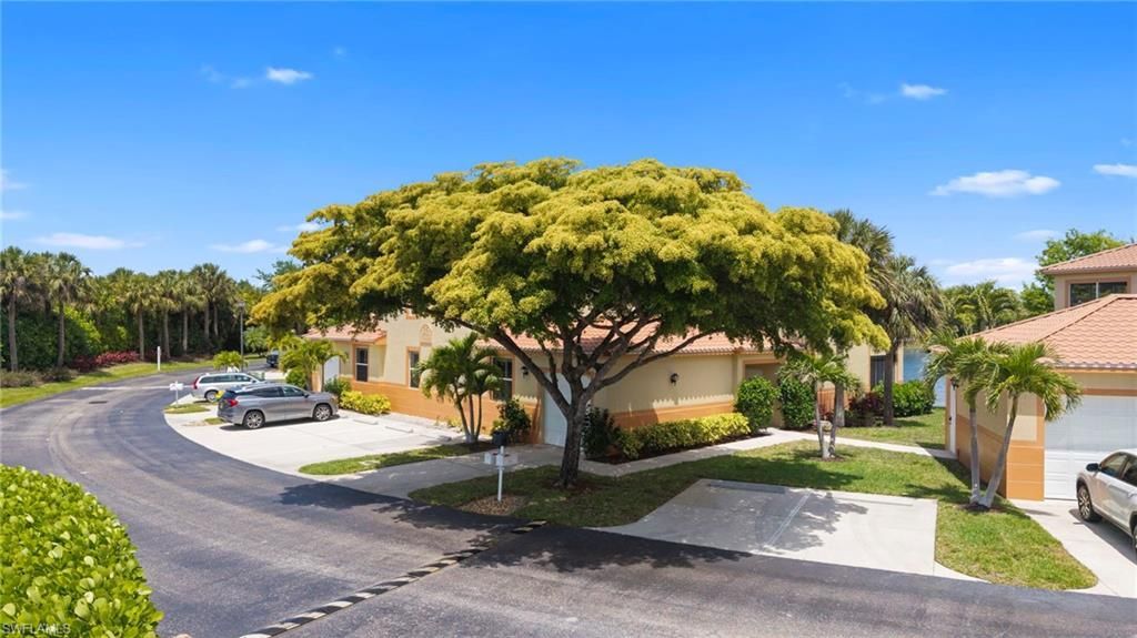 15480 Bellamar Cir, Unit 2512, Fort Myers, FL 33908 Photo