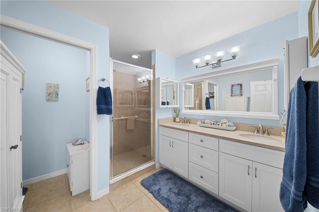 15480 Bellamar Cir, Unit 2512, Fort Myers, FL 33908 Photo