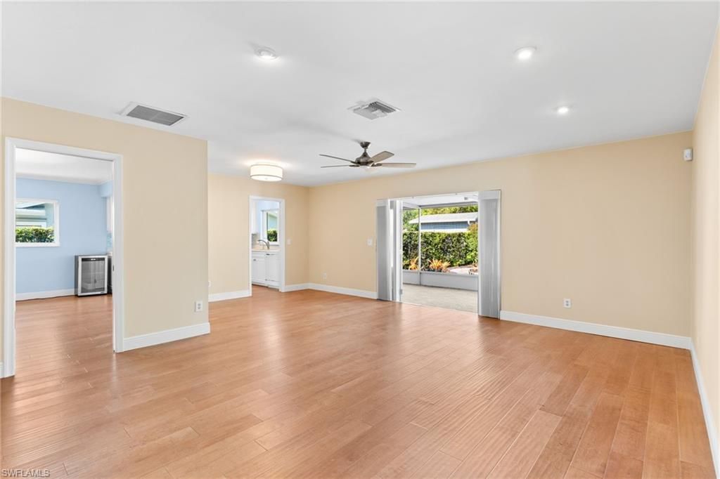 1036 Lake Shore Ct , Naples, FL 34103 Photo