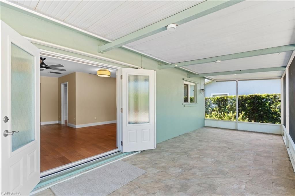 1036 Lake Shore Ct , Naples, FL 34103 Photo