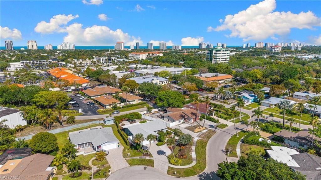 1036 Lake Shore Ct , Naples, FL 34103 Photo