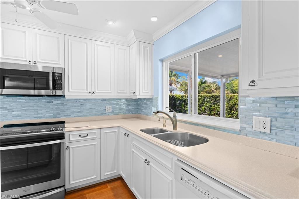 1036 Lake Shore Ct , Naples, FL 34103 Photo