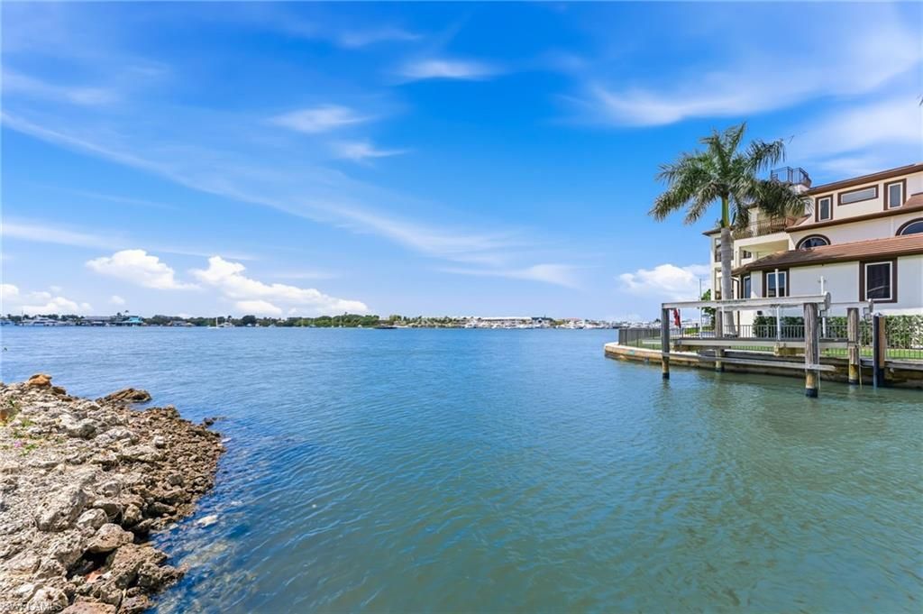 1100 Little Neck Ct , Unit F52, Naples, FL 34102 Photo