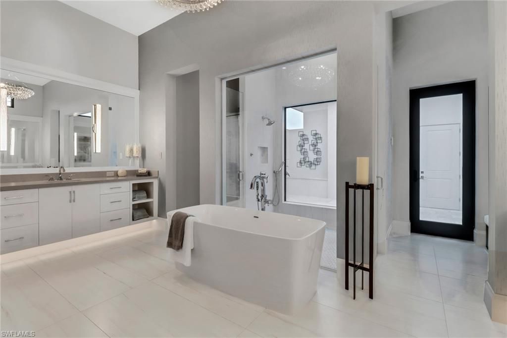 12 Banyan Rd , Naples, FL 34108 Photo