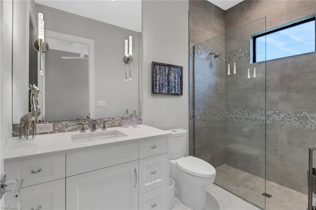 12 Banyan Rd , Naples, FL 34108 Photo