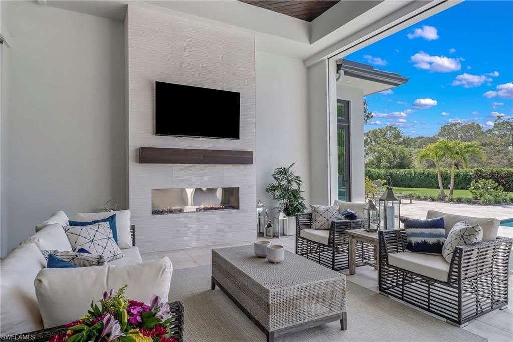 12 Banyan Rd , Naples, FL 34108 Photo