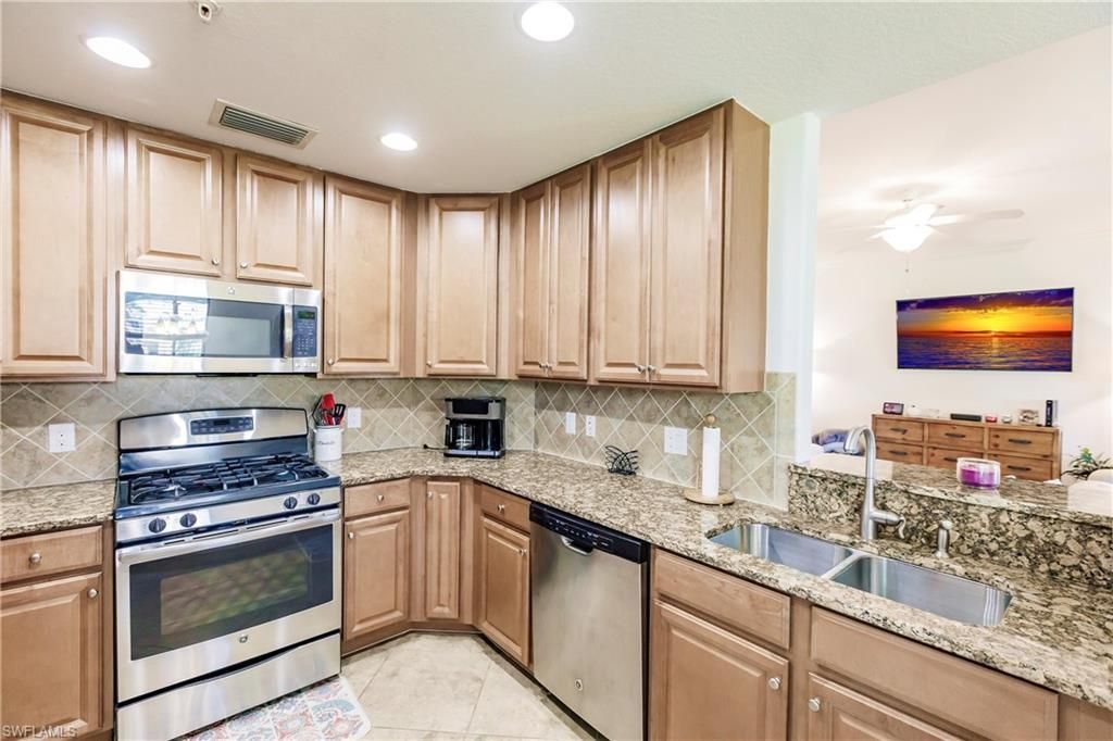 3157 Aviamar Cir, Unit 102, Naples, FL 34114 Photo