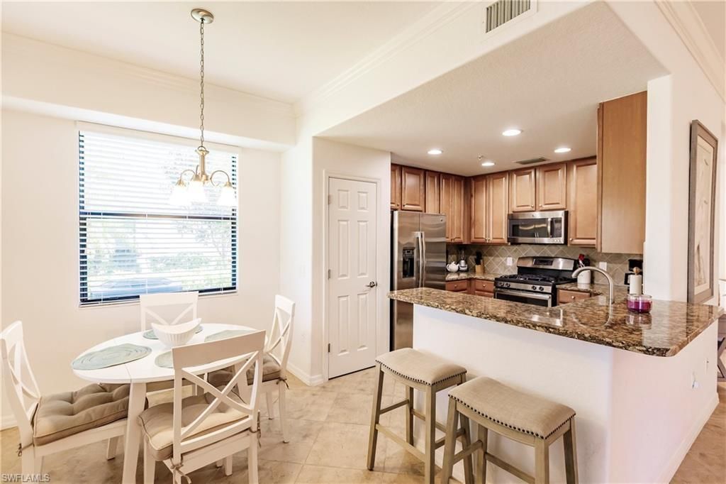 3157 Aviamar Cir, Unit 102, Naples, FL 34114 Photo