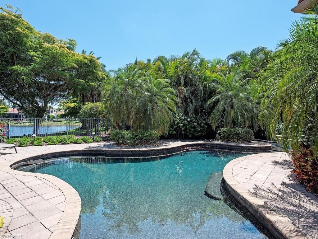 2202 Miramonte Way , Naples, FL 34105 Photo