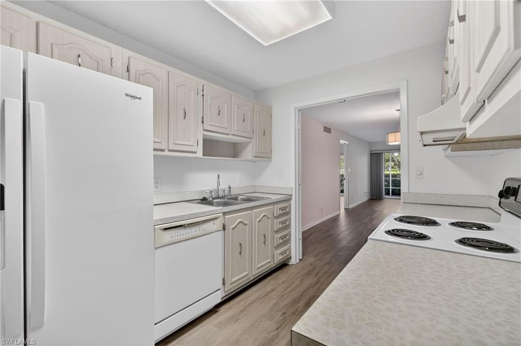 200 Pebble Beach Blvd, Unit D103, Naples, FL 34113 Photo
