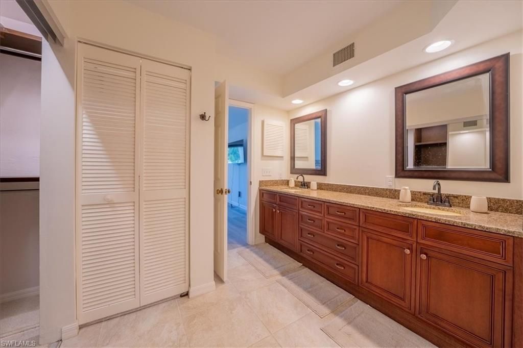 792 Eagle Creek Dr, Unit 101, Naples, FL 34113 Photo