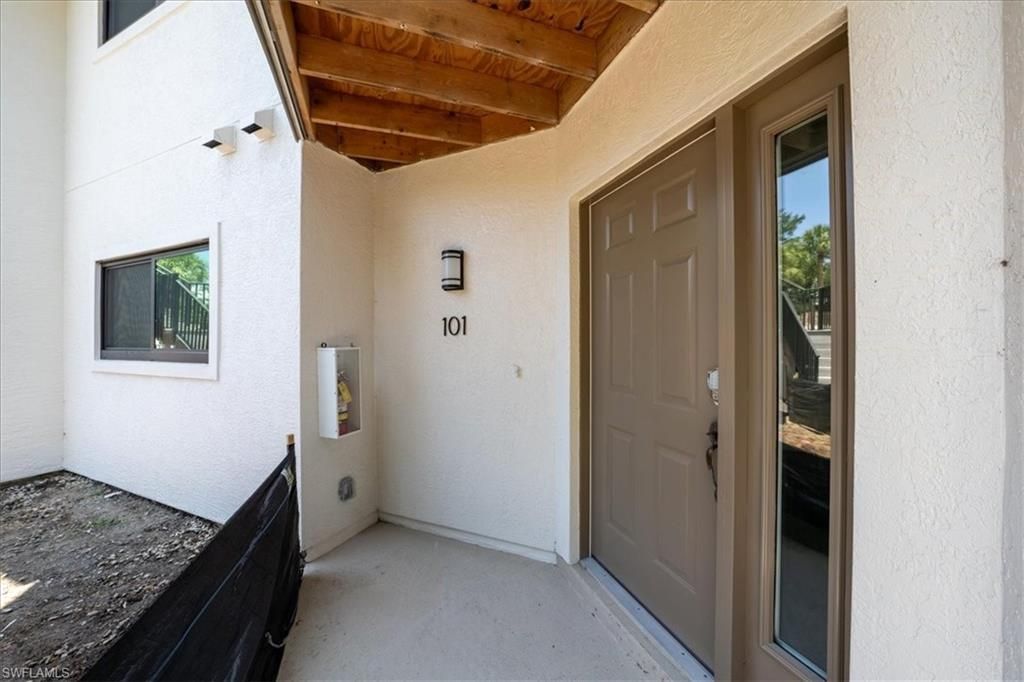 792 Eagle Creek Dr, Unit 101, Naples, FL 34113 Photo