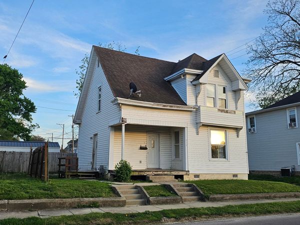 117 W Paint Street , Washington Court House, OH 43160