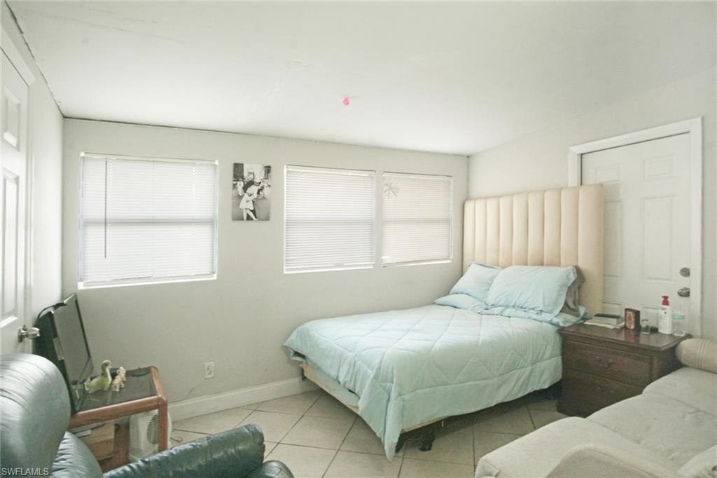 4107 Mindi Ave, Naples, FL 34112 Photo