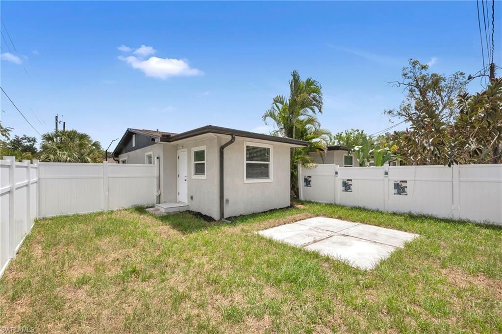 2566-2578 Jackson St W, Fort Myers, FL 33901 Photo